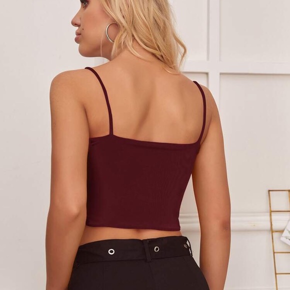 ❌SOLD❌NWOT Maroon cutout crop top - Picture 2 of 5